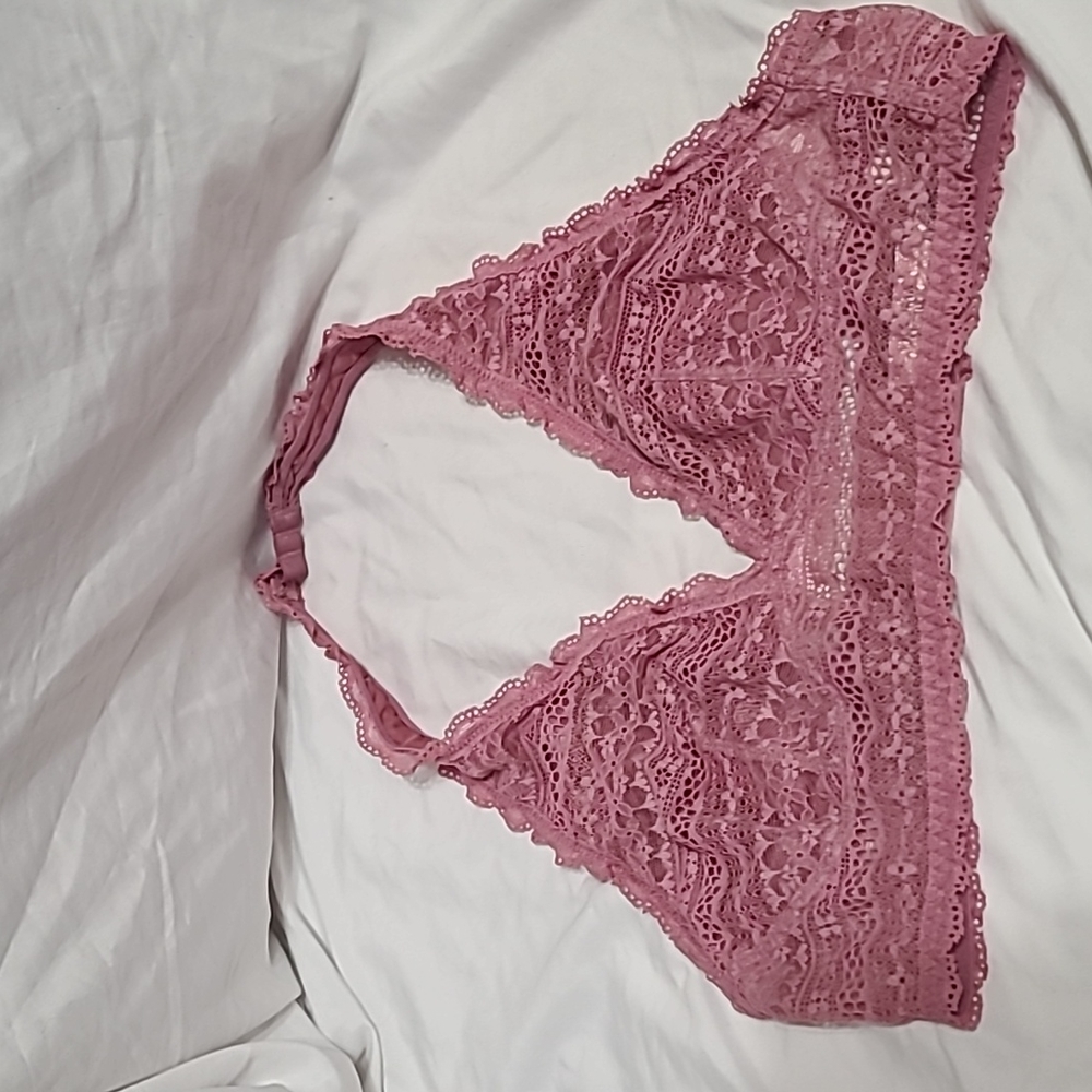 Victoria's Secret lace halter bralette medium